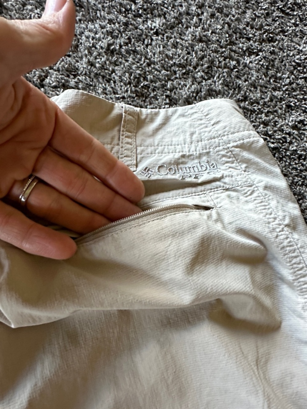 Columbia Light Beige Casual Fishing Straight-Leg Water Wicking Pant Size 6 Sport - Picture 8 of 11